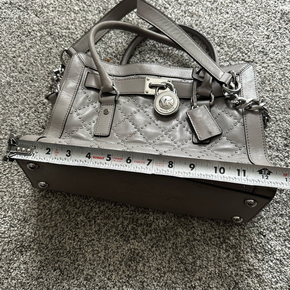 Michael Kors Satchel Handbag Mist Grey Leather Shoulder Bag Silver Hardware - Picture 8 of 10